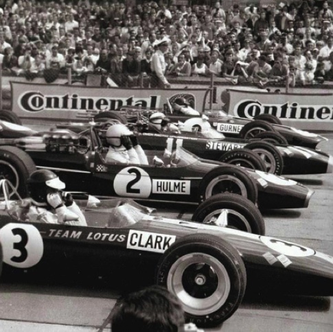 Une première ligne royale sur le circuit du Nurburgring Une première ligne royale sur le circuit du Nurburgring